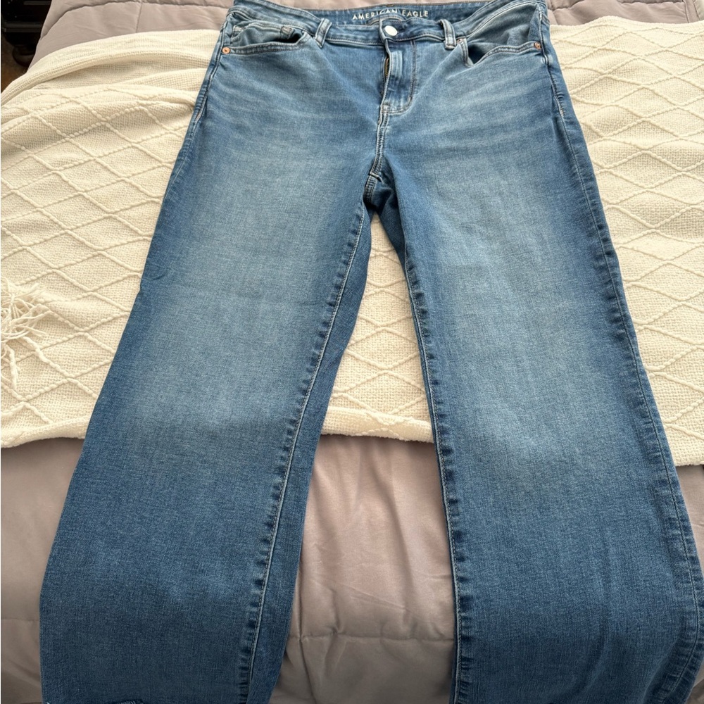 AE Next Level High-Waisted Kick Bootcut Crop Jean